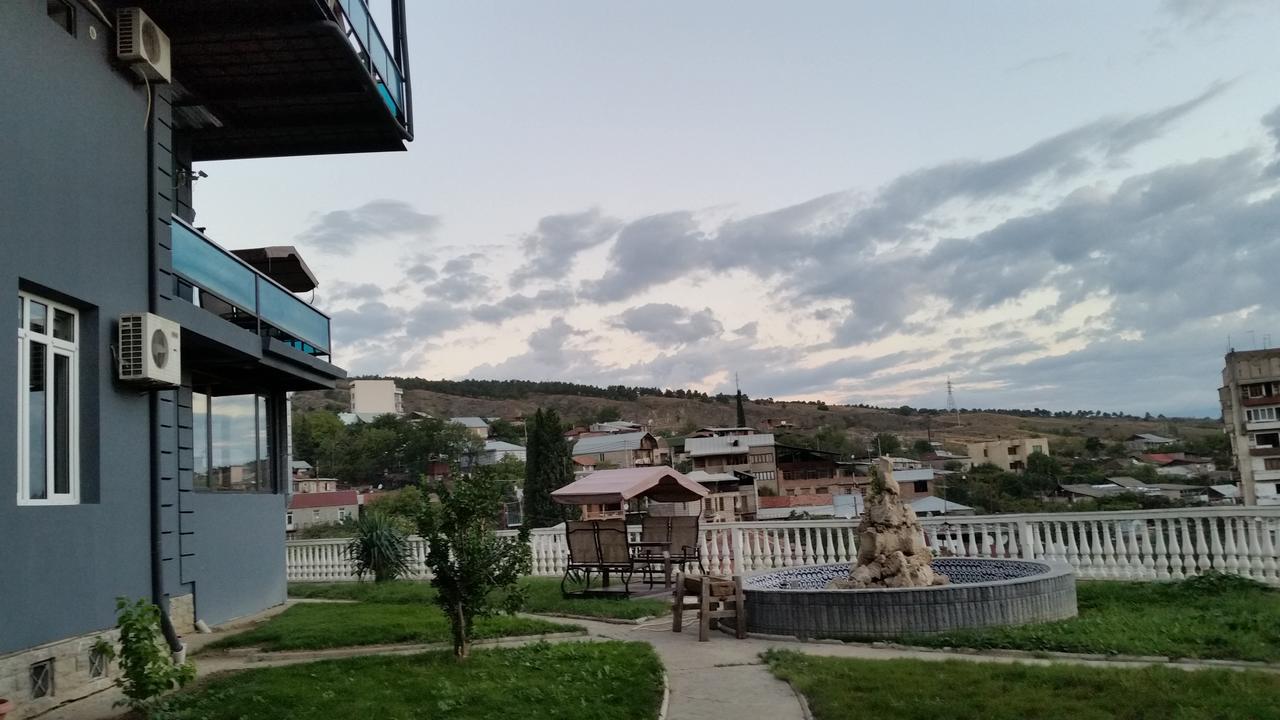 Top Boutique Hotel（首席精品酒店） Tbilisi Exteriör bild