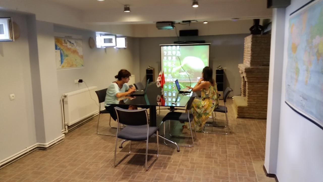 Top Boutique Hotel（首席精品酒店） Tbilisi Exteriör bild