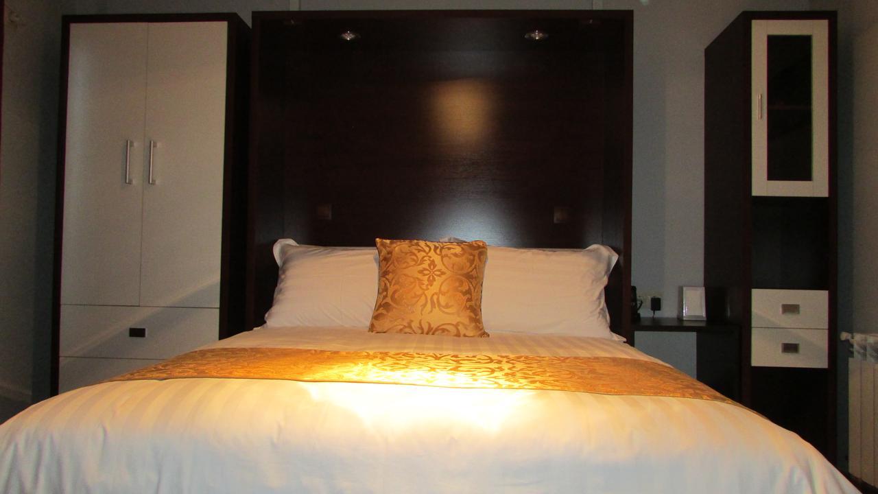 Top Boutique Hotel（首席精品酒店） Tbilisi Exteriör bild