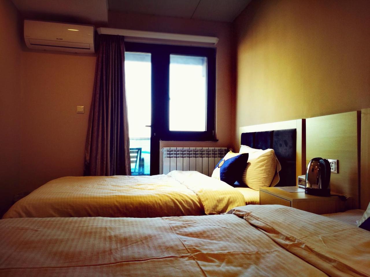 Top Boutique Hotel（首席精品酒店） Tbilisi Exteriör bild
