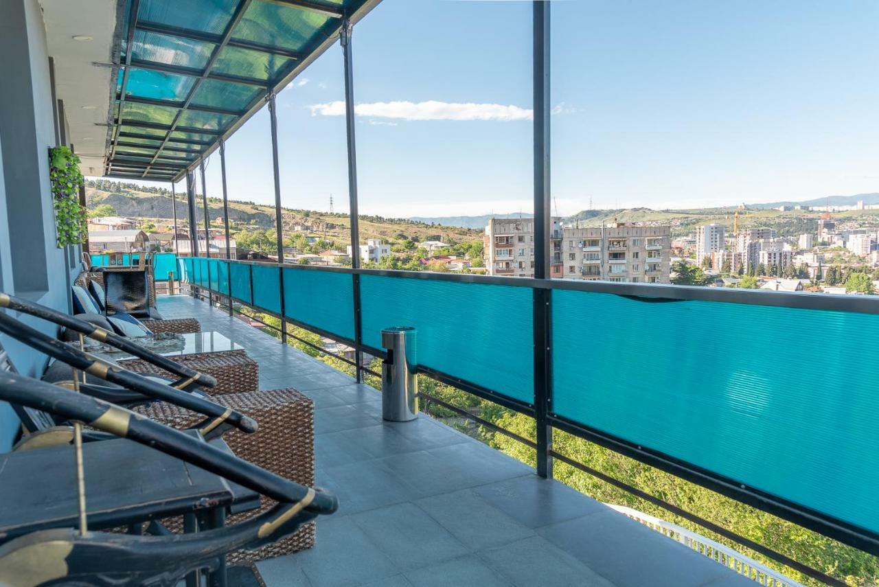 Top Boutique Hotel（首席精品酒店） Tbilisi Exteriör bild